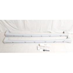 MINIGONNE SOTTO PORTA...