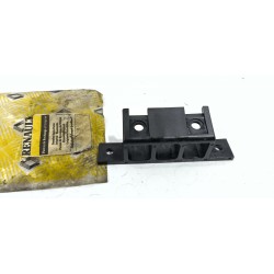 STAFFA SUPPORTO PARAURTI...