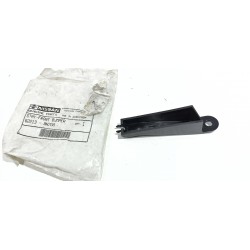 SUPPORTO PARAURTI ANTERIORE...