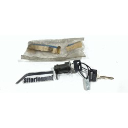 SERRATURA CON CHIAVI...