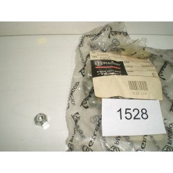 Dado Autobloccante M6 6H...