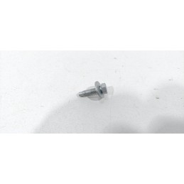 1X VITE BULLONE M5X20...