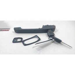 MANIGLIA ANTERIORE SINISTRA...