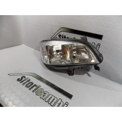 FARO ANTERIORE DESTRO...